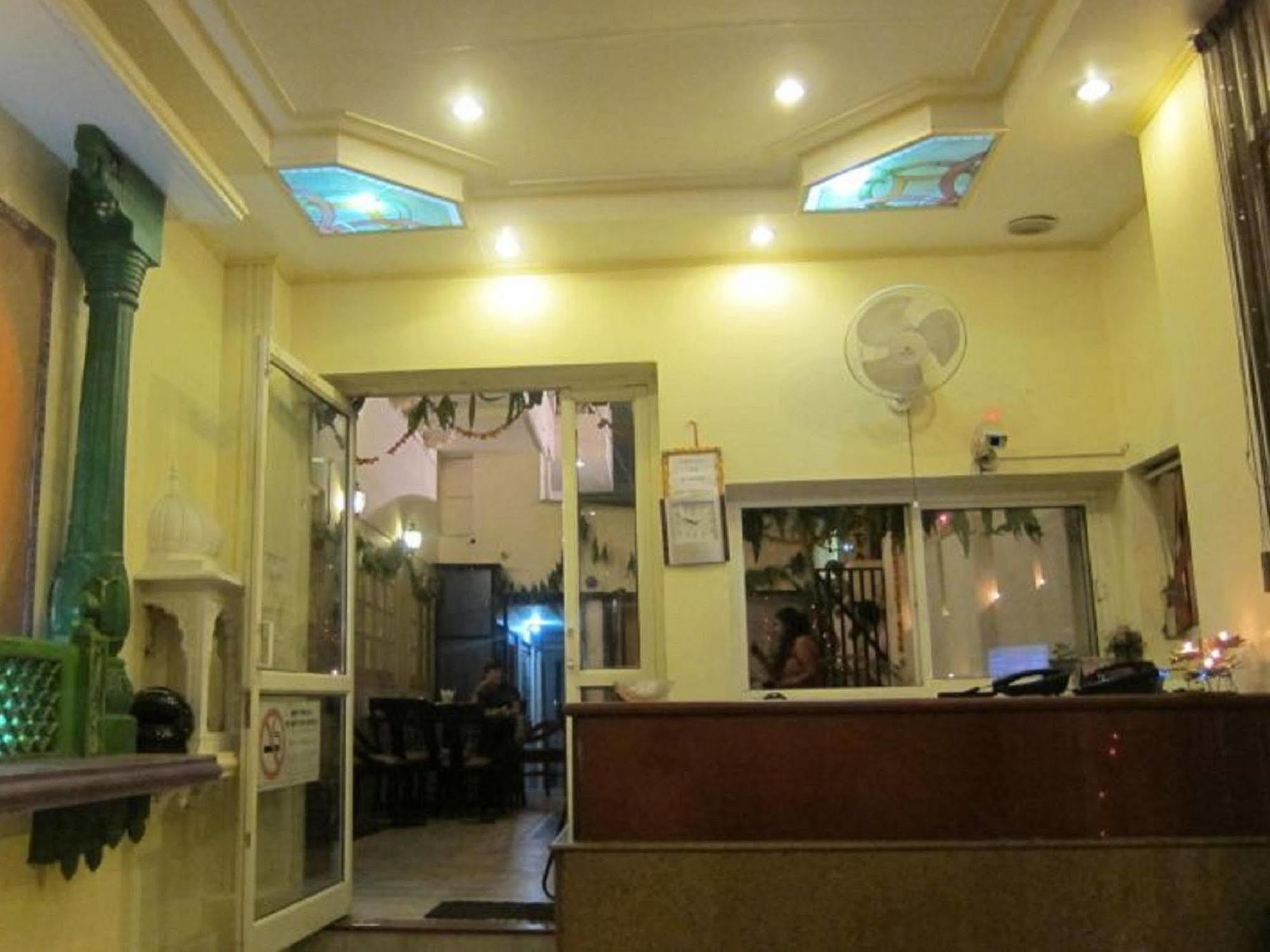 Hotel Savoy - Since 1951 Dzsaipur Kültér fotó